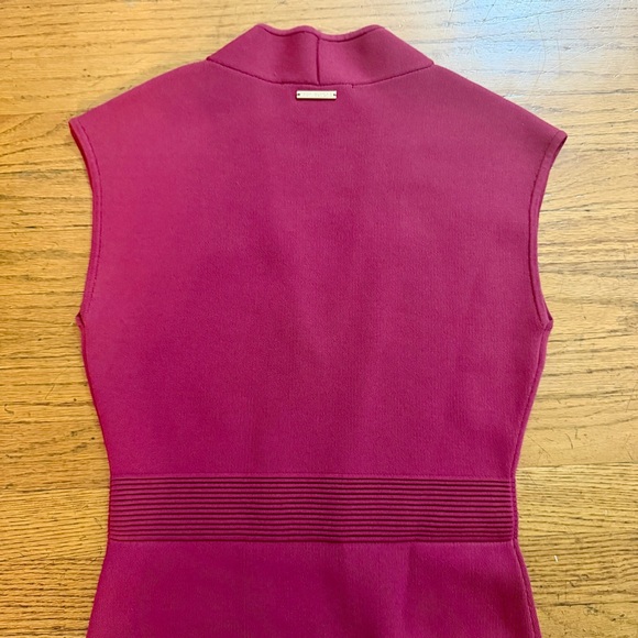 Michael Kors Bodyson Stretch Ribbed Midi Dress - Picture 4 of 4